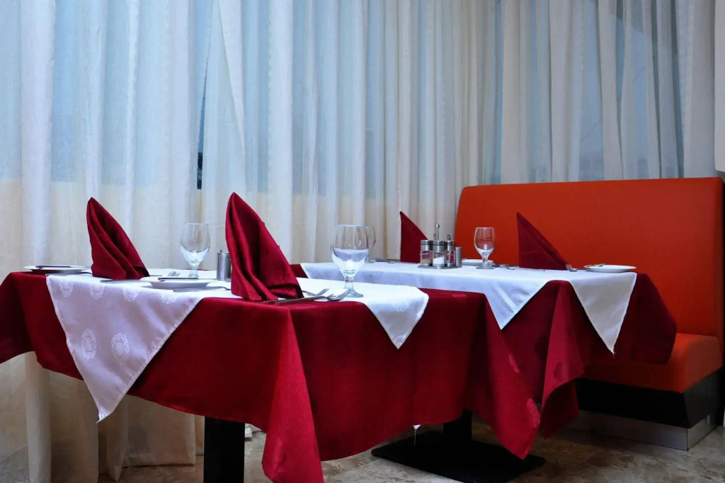 Azzeman Hotel
