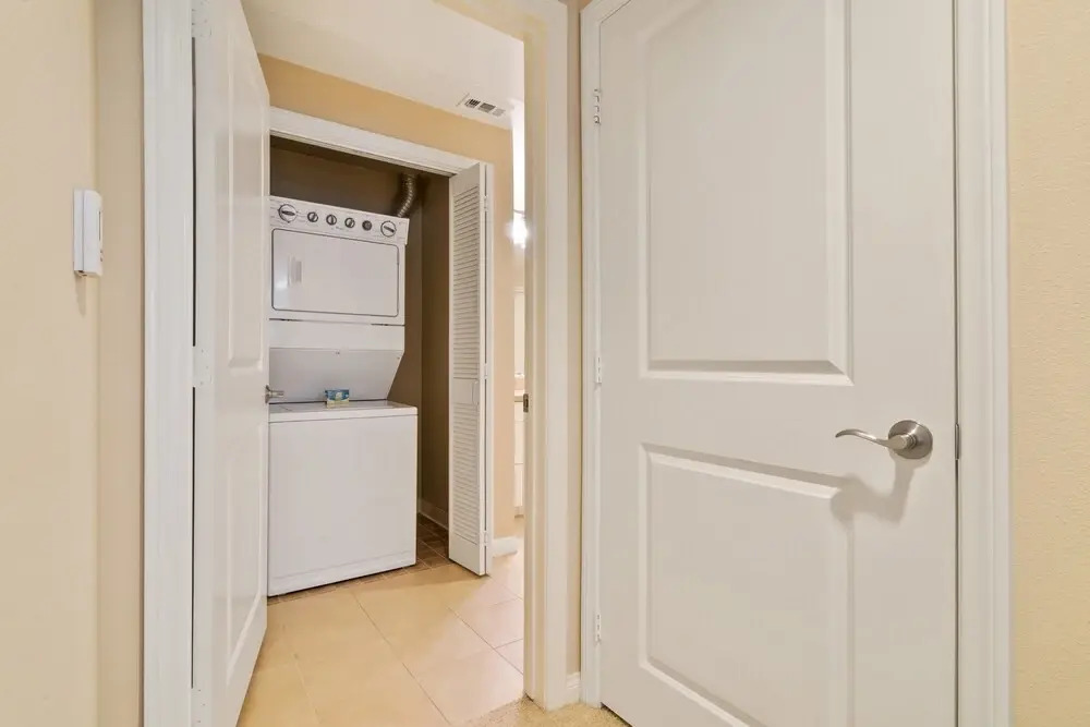 Global Luxury Suites at River Oaks Park