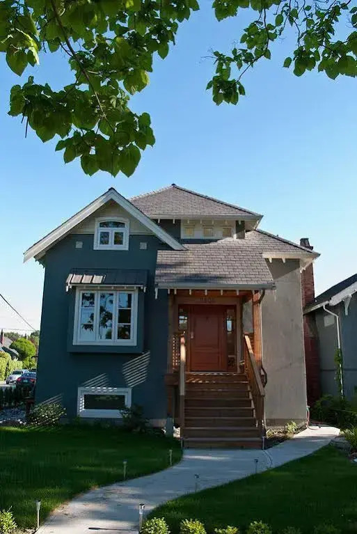 Suite Dreams Vancouver Bed and Breakfast
