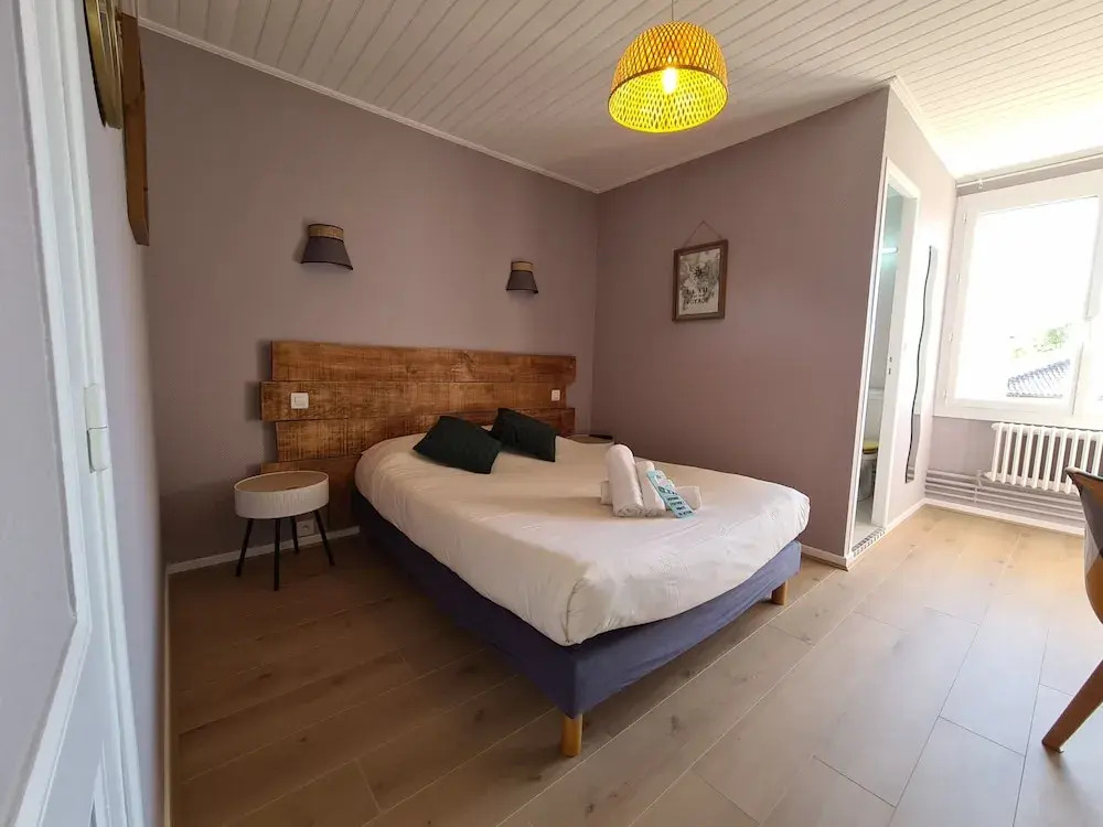 Hotel Les Vieux Acacias
