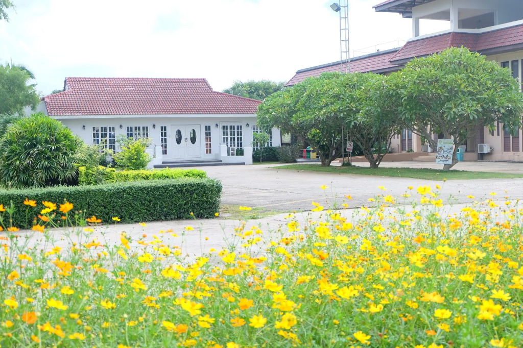 Royal Princess City Lamphun Hotel