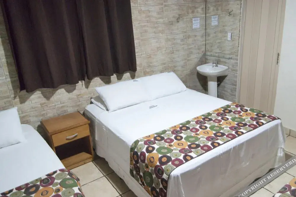 HOTEL SENADoR