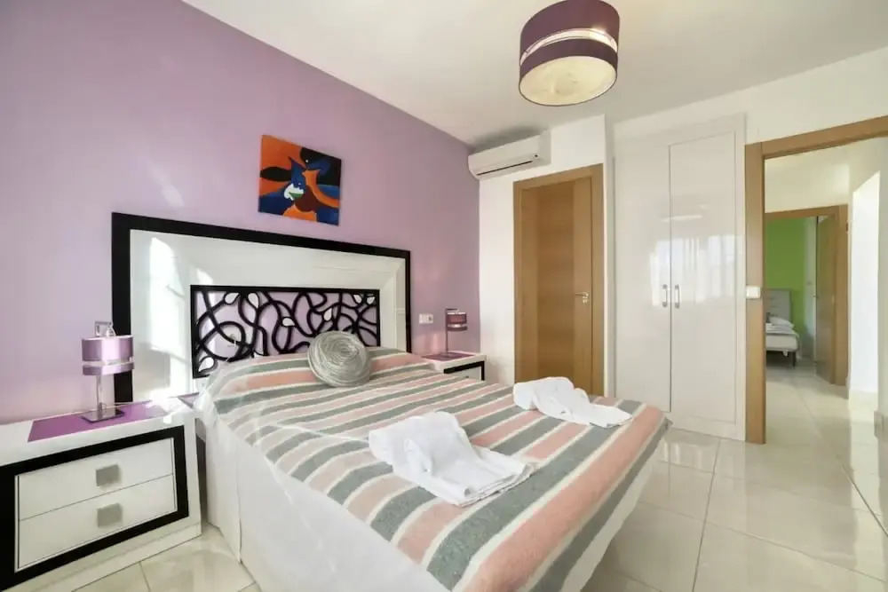 Villa - 2 Bedrooms with Pool and WiFi - 104987