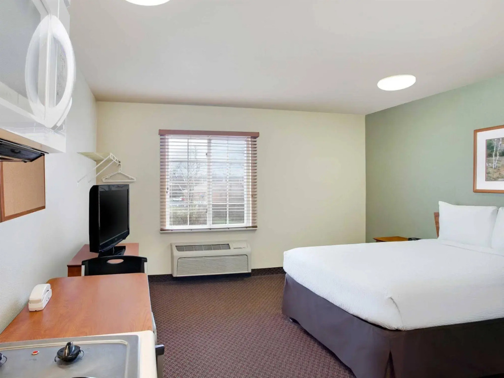 WoodSpring Suites Cincinnati Fairfield