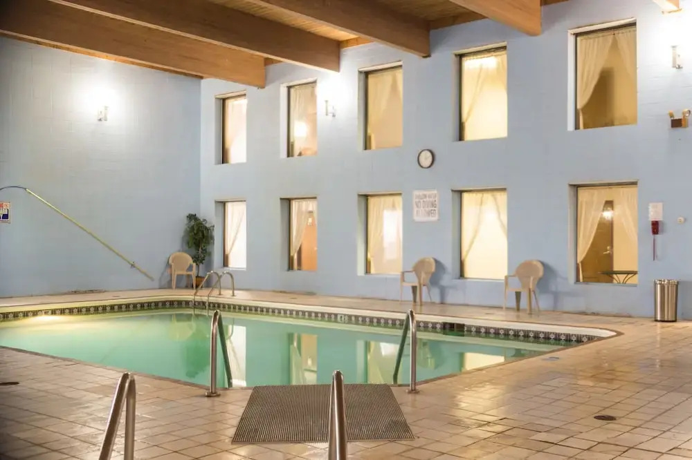 The Ridge Hotel Portage