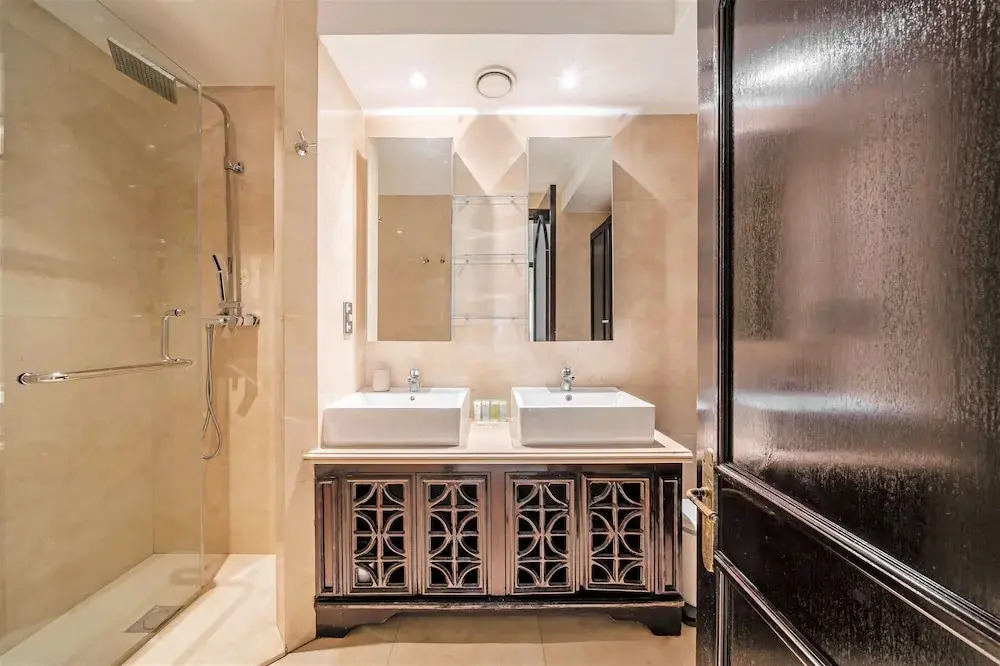 Incredible Stay Dubai Downtown - Souk Al Bahr