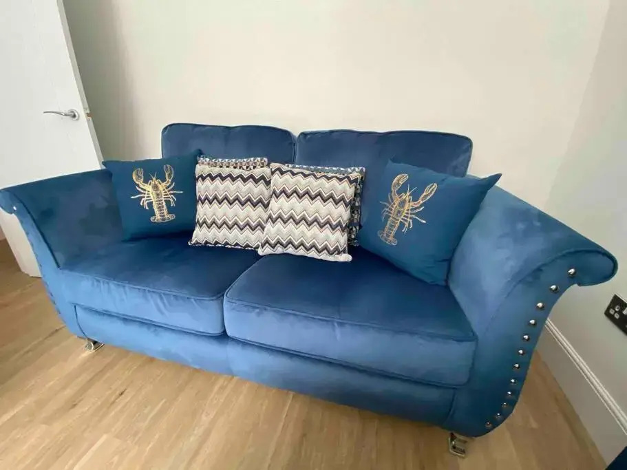 Fully Refurbished Property-March 22-Next to Beach