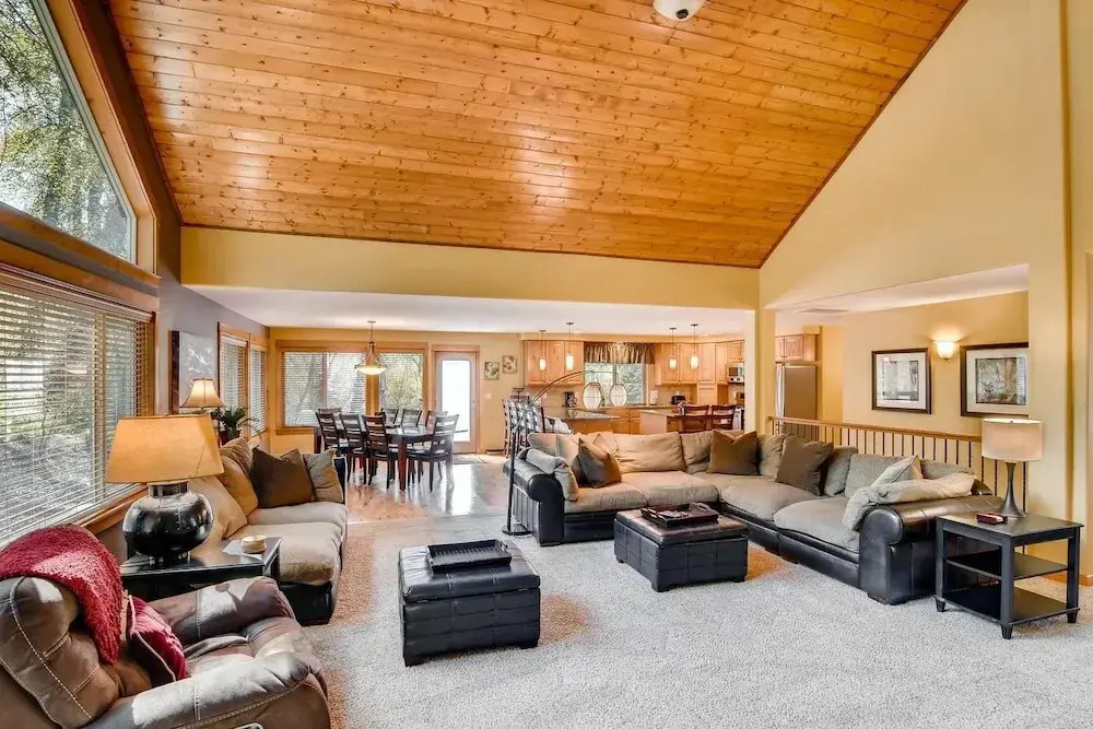 Evergreen Mountain Lodge