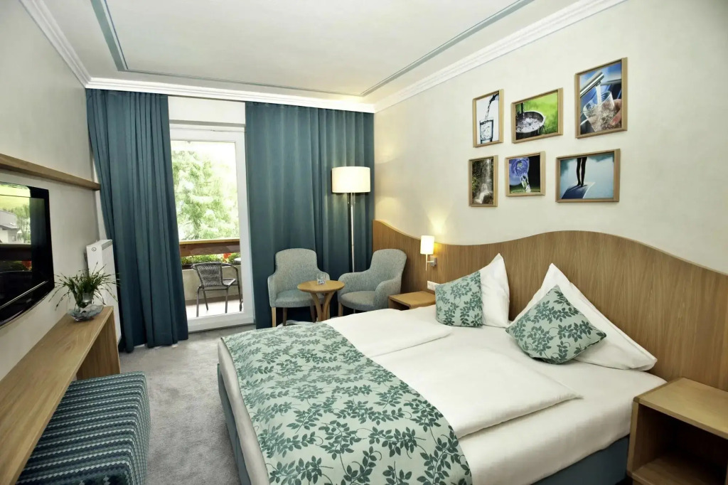 Evident Hotel Prägant