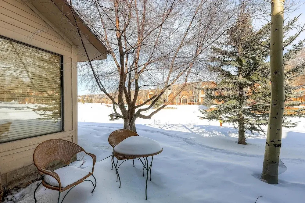 Queen Esther 2425 by Park City Lodging