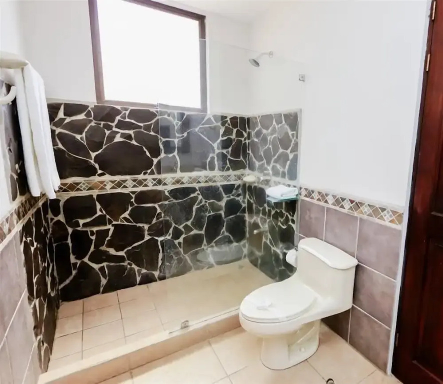 BE 1A Absolute 2BR Oceanfront Luxury Condo