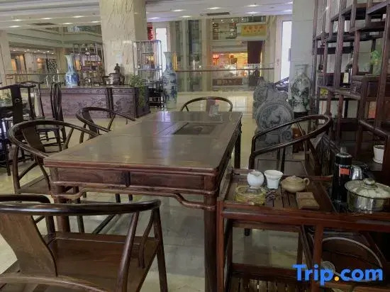 Star River View Royal Hotel (Zhongshan Dayong Hongmu Cultural Expo City Store)