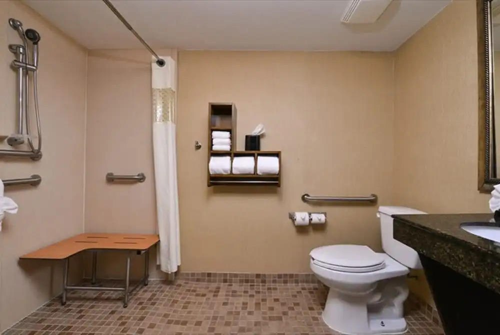 Hampton Inn & Suites Atlantic Beach
