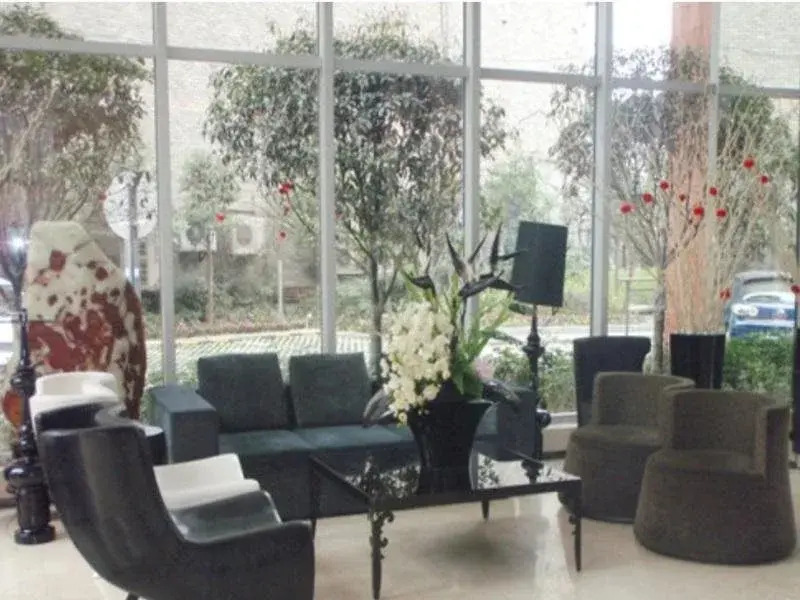 Lasony Serviced Apartment
