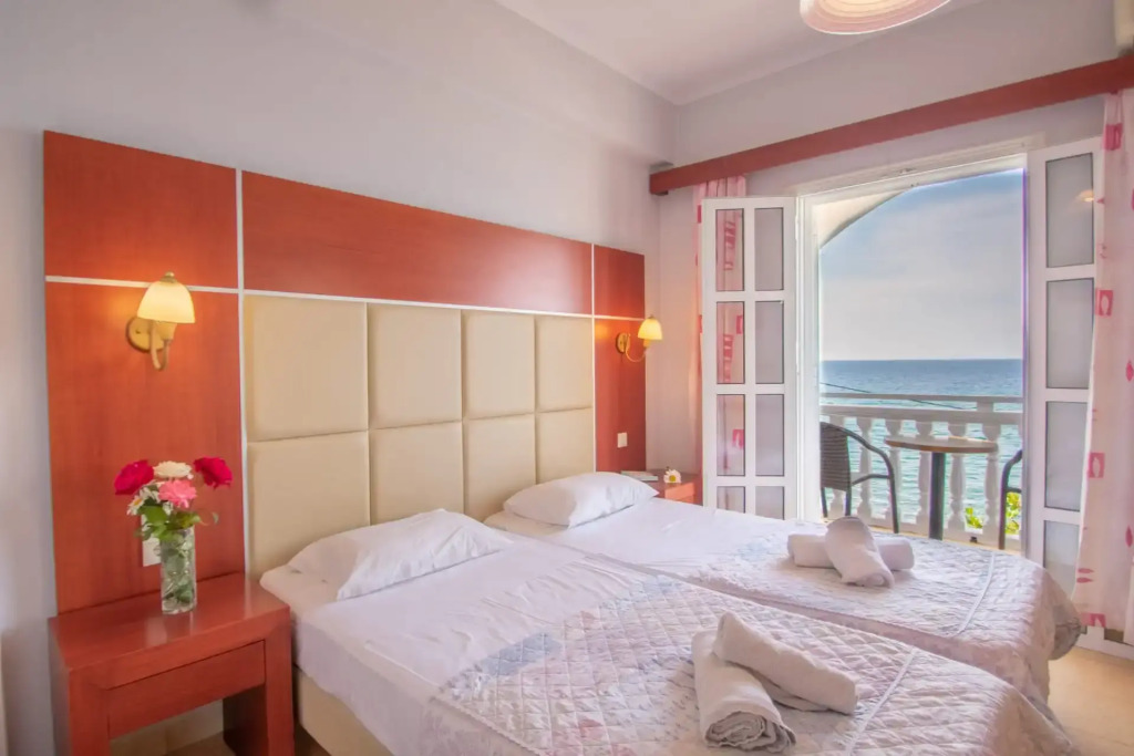 Agoulos Beach Hotel