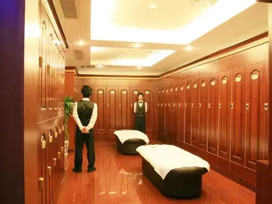 The Hotel V