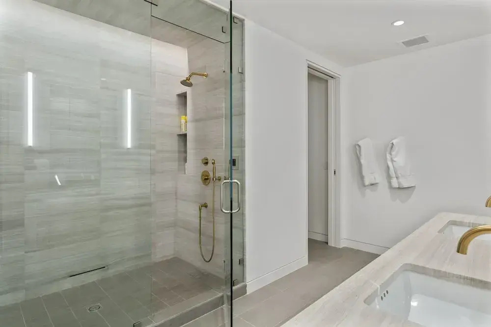 2505 Founders Place - Three Bedroom Deluxe 3 Condo