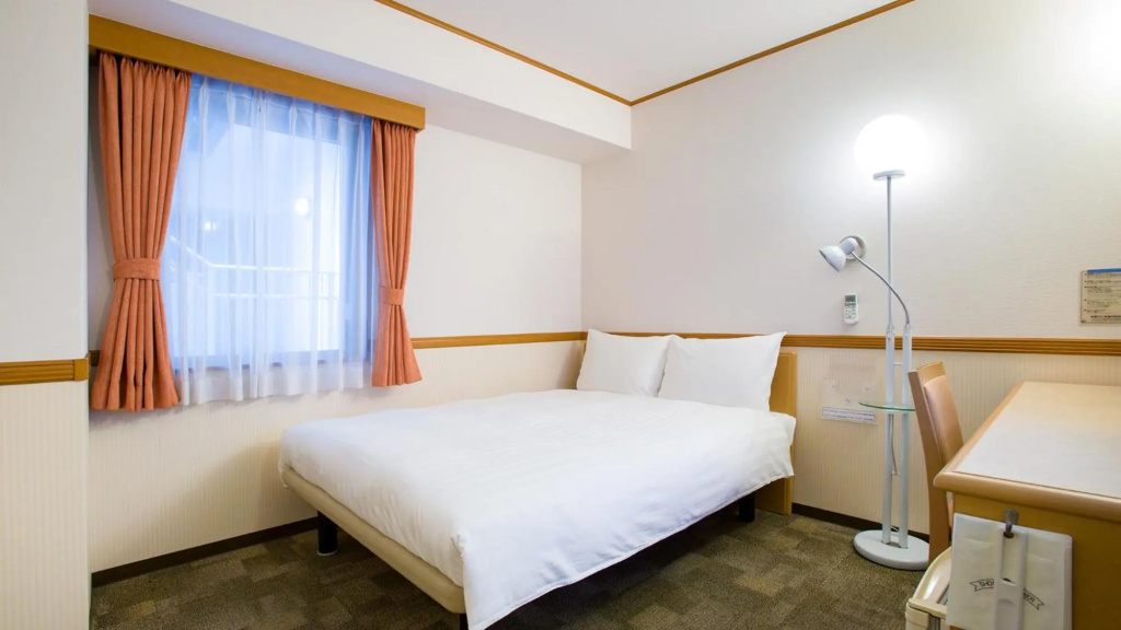 Toyoko Inn Okinawa Naha Kokusai-dori Miebashi-eki