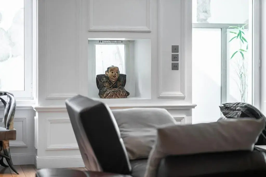 Le N 10 - Grand appartement de 200 m2 avec patio de 35 m2 en Vieille Ville