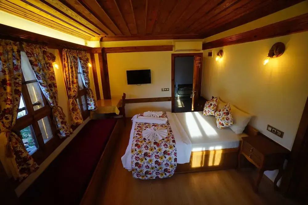 Yeni Konak Hotel