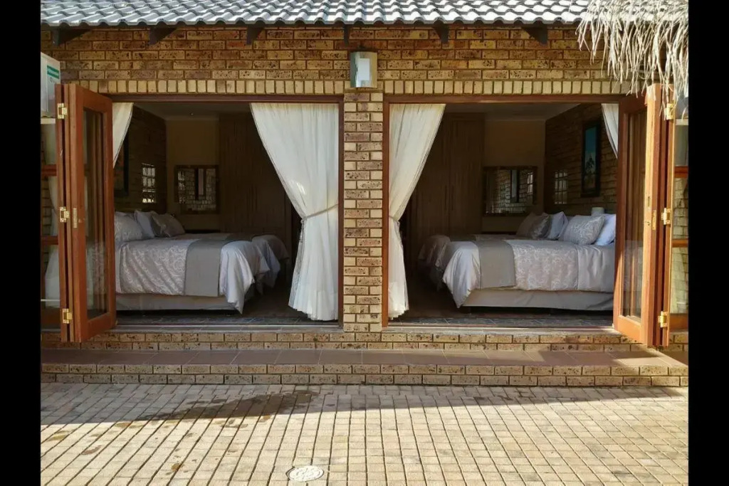 Twins Guest House Astoni