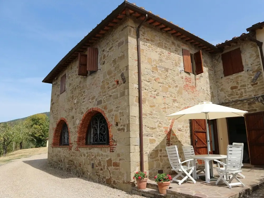 Cozy Holiday Home in Tuscany With Swimming Pool