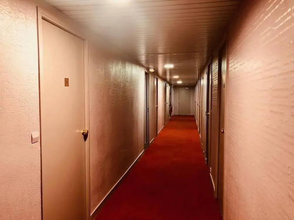 FIRMHOTEL
