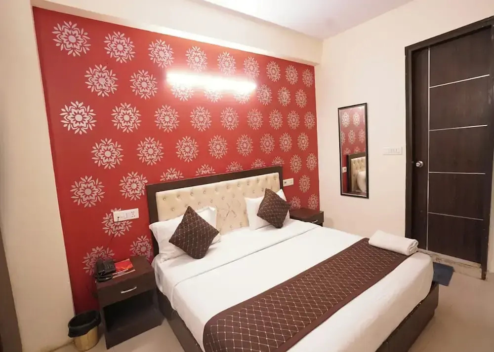 Hotel Tourist Palace
