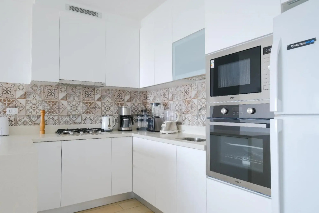 Spectacular 3BR 2BA Parking