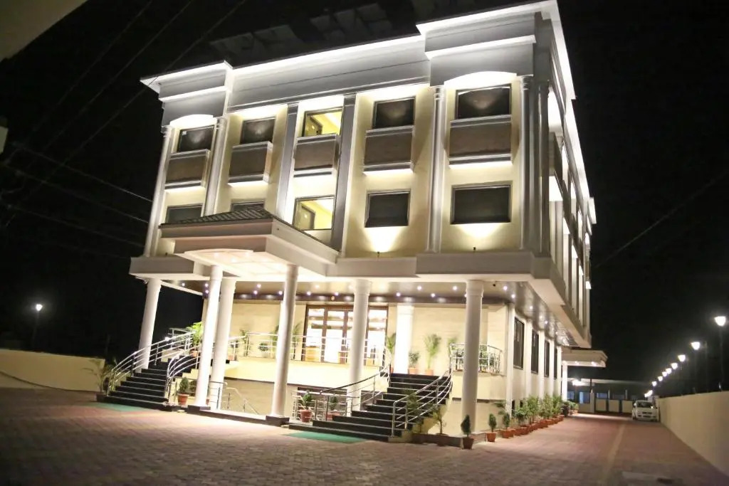 Hotel Lavanya Palace