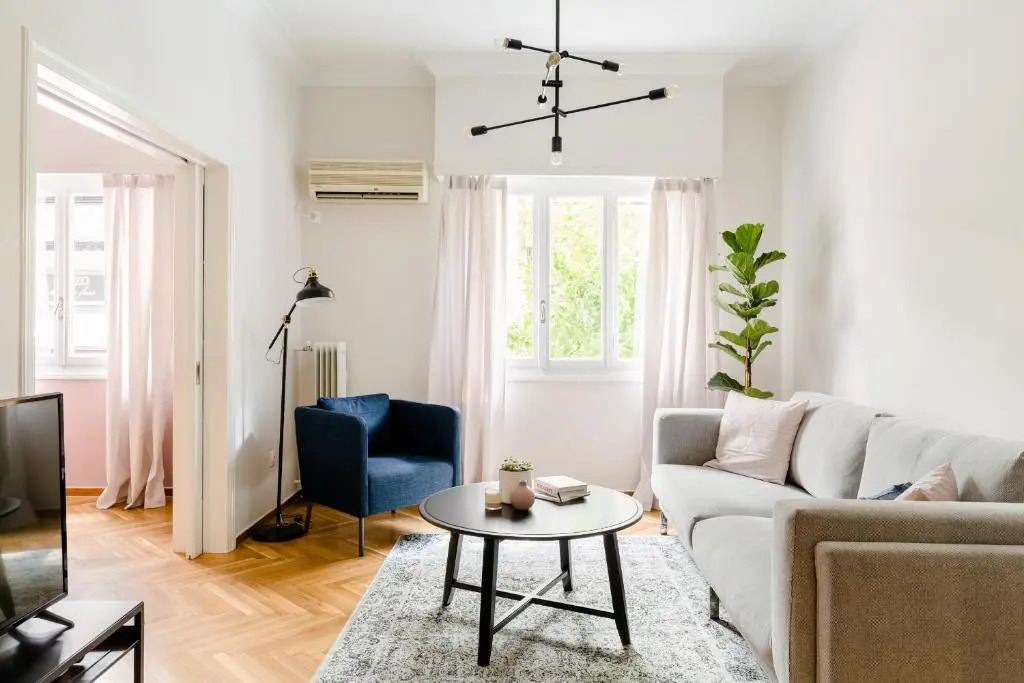 Acropolis Heart 2bd Apartment in Plaka by Upstreet
