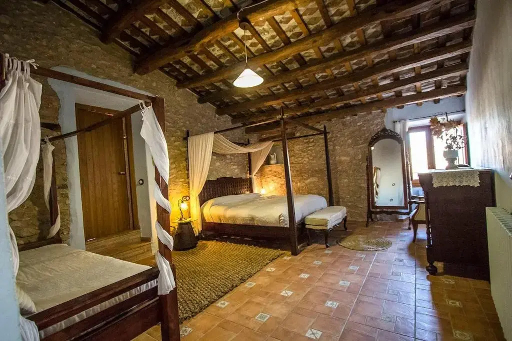 Catalunya Casas Captivating Villa in the Vineyard close to Sitges