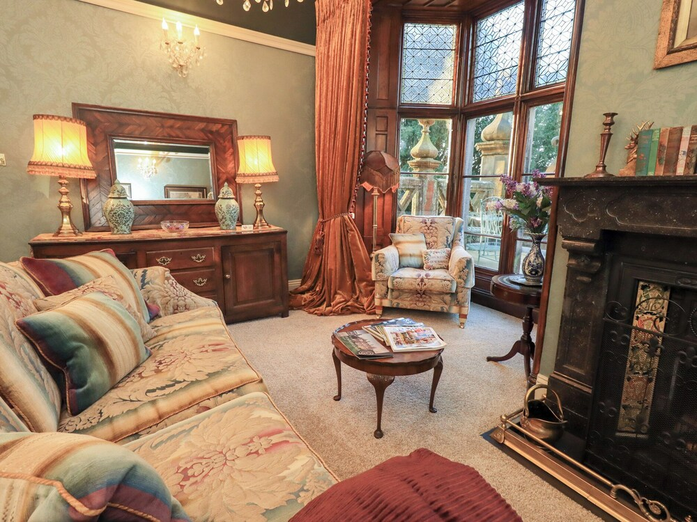 Summerlands Hall Gothic Apartment