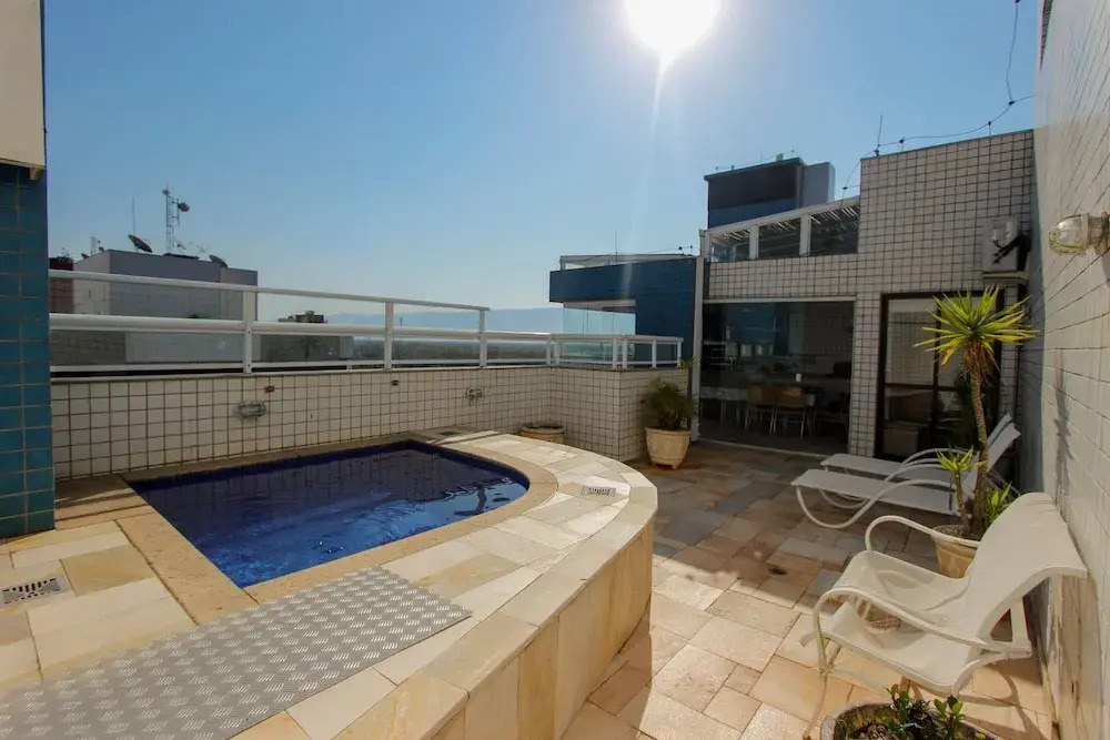 Duplex, piscina, gourmet e vista panorâmica