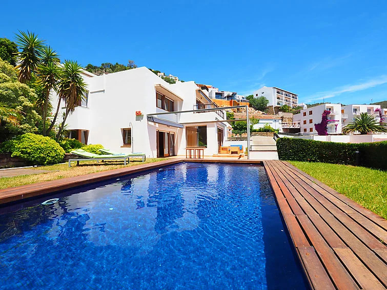 Holiday Home Almadrava
