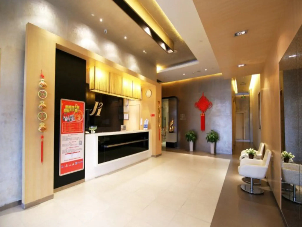 Jinjiang Inn Jiujiang Railway Station Wal-mart