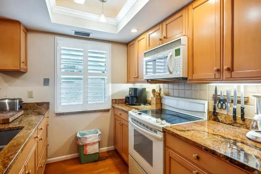 Pelican Pointe 3B