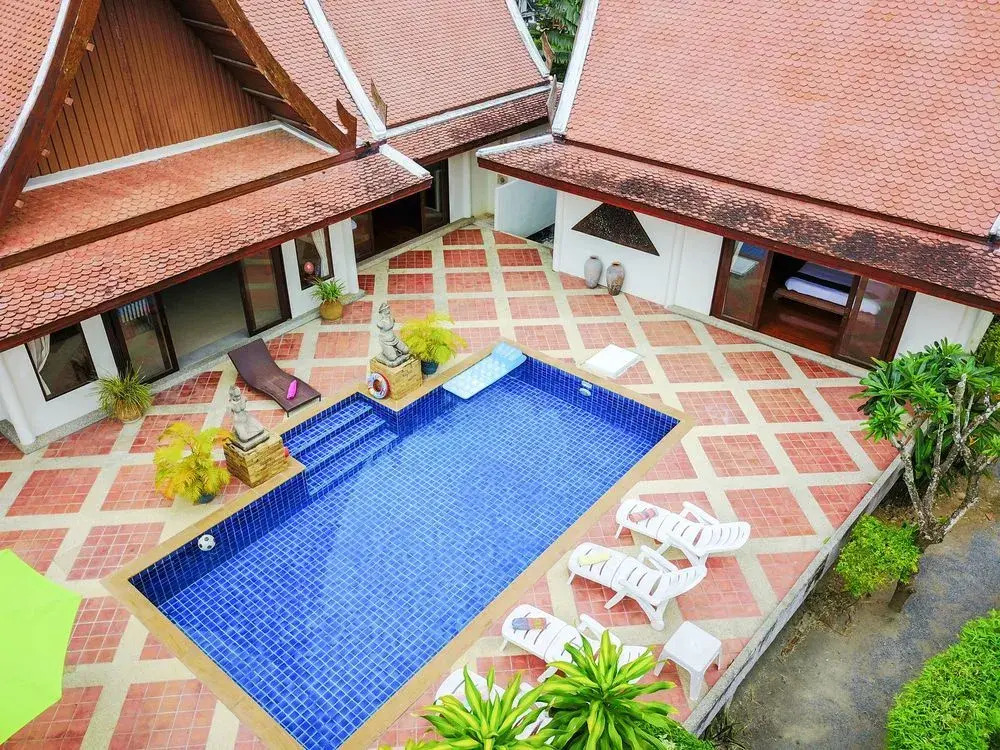 Sirinthara Villa 4 bed pool Nai Harn