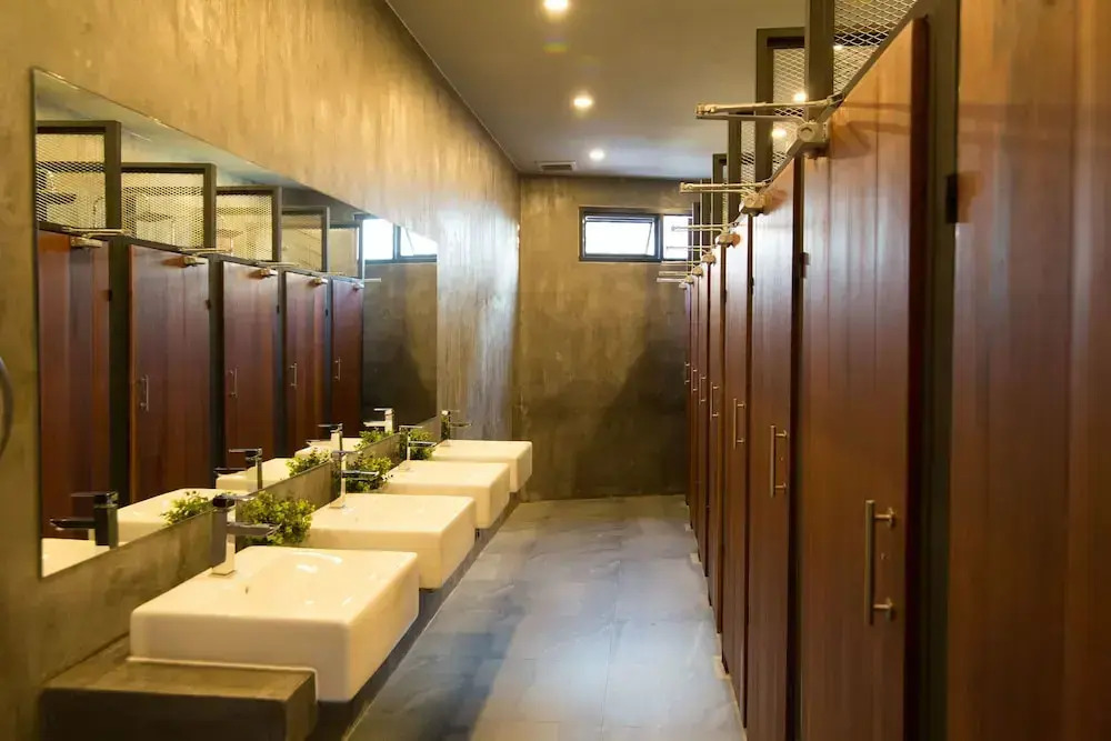 J & P Guest House