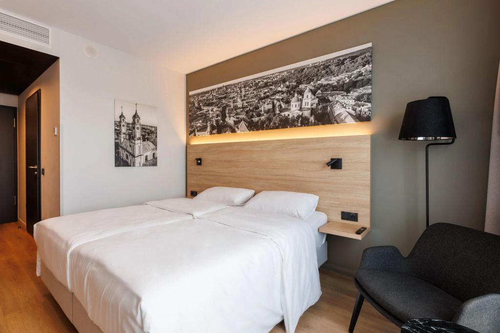 Отель Park Inn by Radisson Vilnius Airport Hotel & Conference Centre
