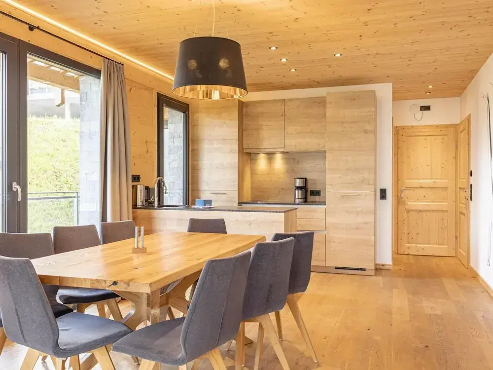 Majestic Chalet With Pool and Sauna