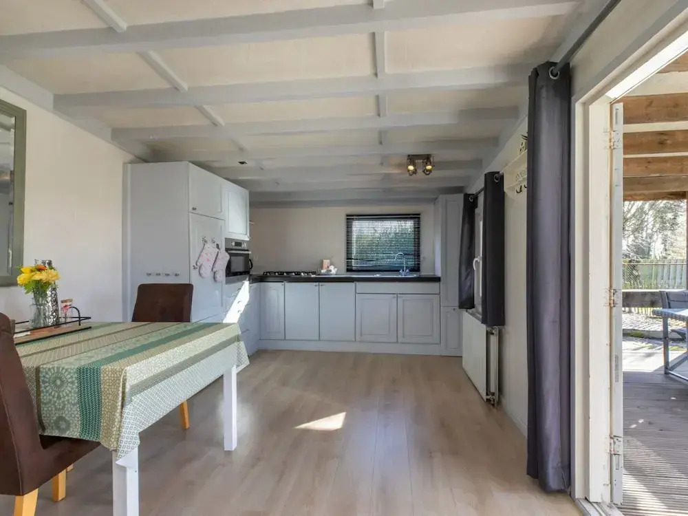 Romantic Holiday Home With Garden