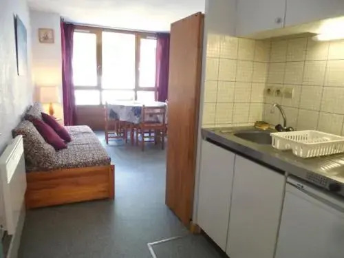 Apartment Studio cabine Avec Entree Independante Et Parking Couvert