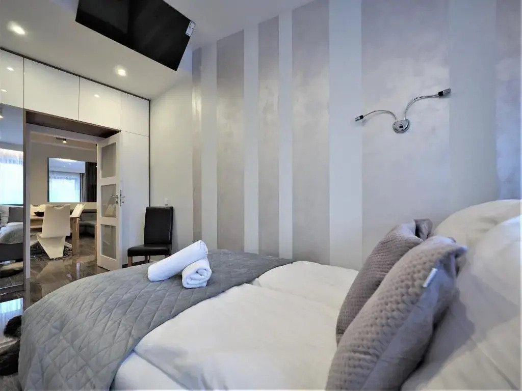 VIP Apartamenty Modrzejewska Residence