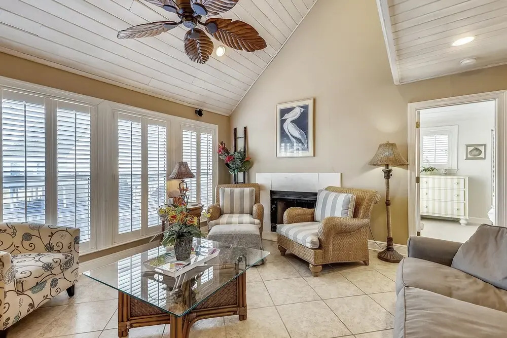 Sandpiper Cove 0012 3 Bedroom Villa by RedAwning