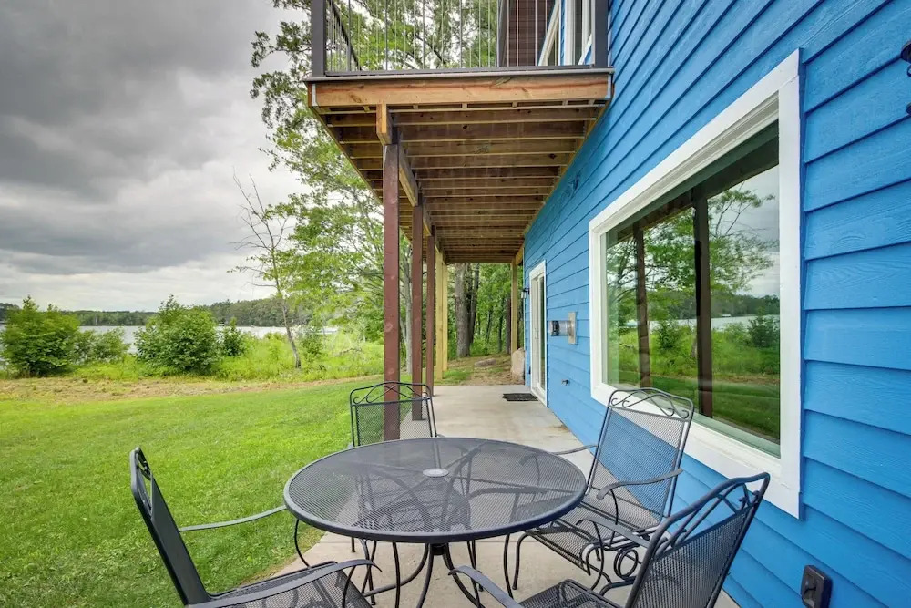 Nisswa Lake Getaway w/ Hot Tub + Kayaks!