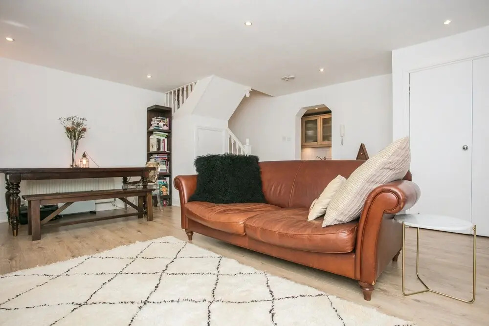 Cosy 2 Bedroom in Stoke Newington With Private Patio