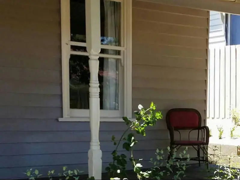 Cream Cottage