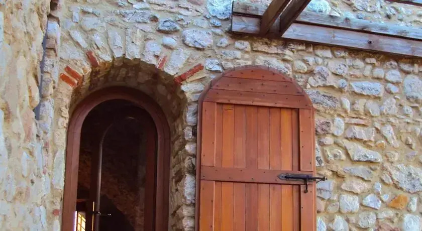 Rustico Bertel