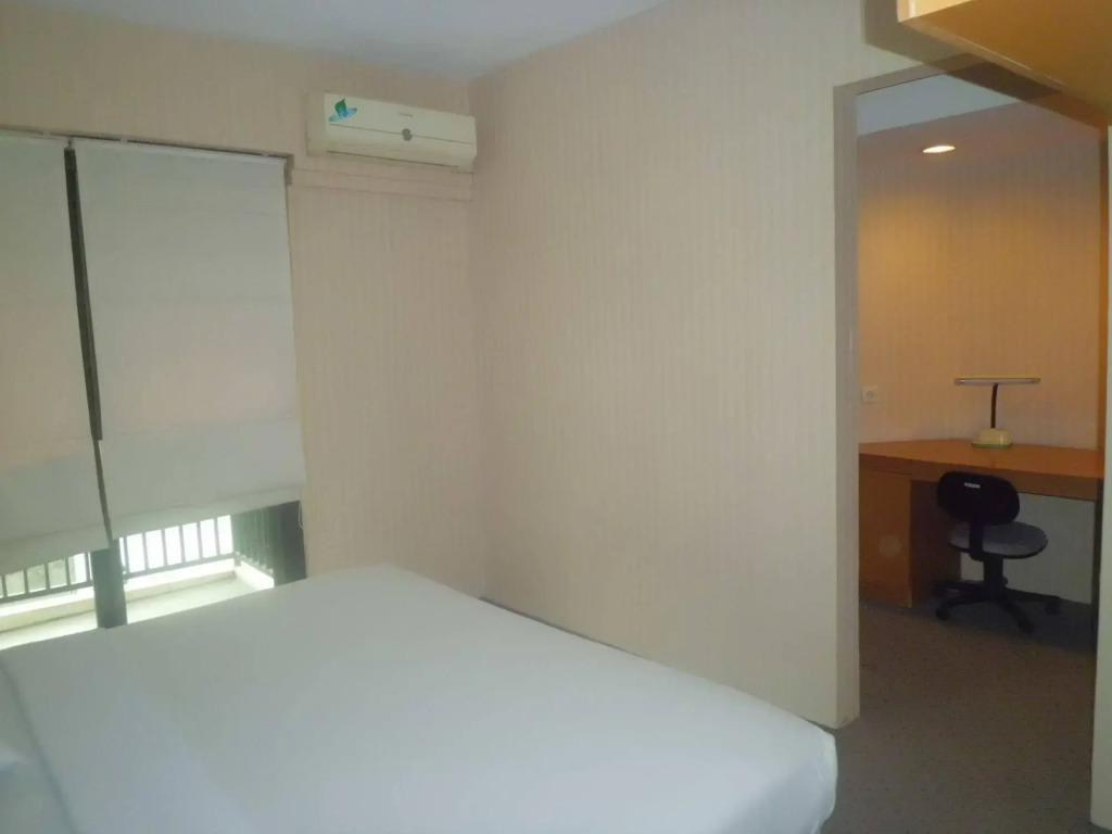 Shinju Apartment